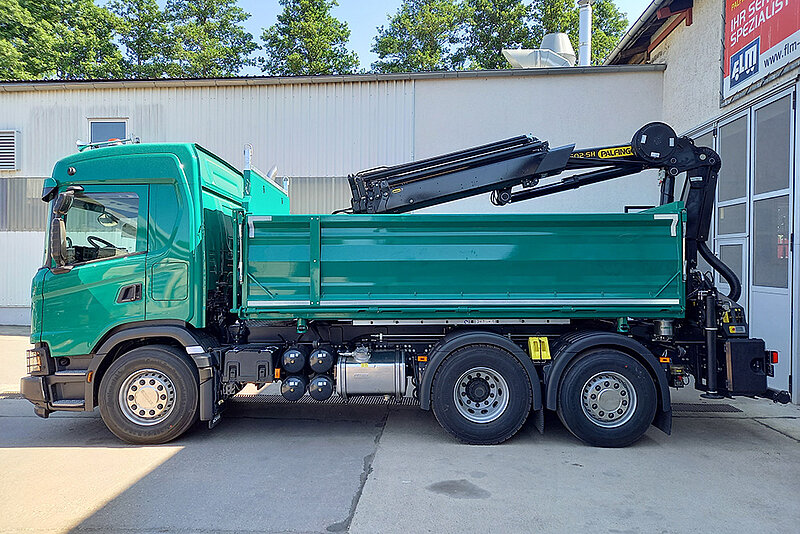 26t Zweiseitenkipper mit Bordmatik und PALFINGER Ladekran PK 18502-SH