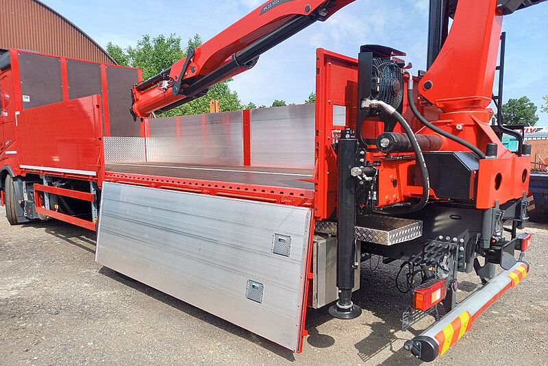 40t Baustoffzüge mit PALFINGER Ladekran PK 20.501L TEC 3.