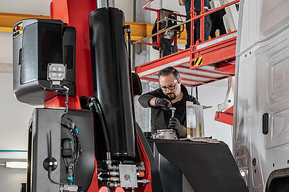 PALFINGER Service bei F.L.M. Bethenhausen
