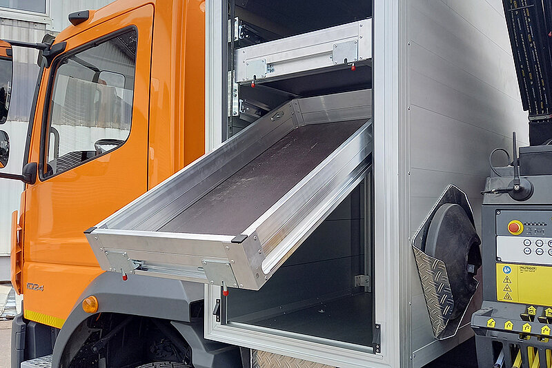10,5t Dreiseitenkipper mit PALFINGER Ladekran PK 7.501 SLD 5 und Staubox